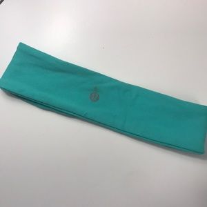 Lululemon turquoise thick headband